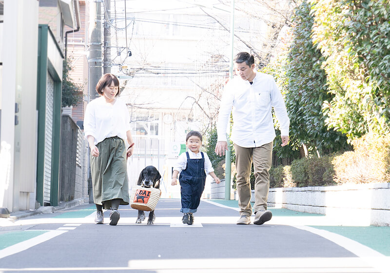 黒ラブとその家族