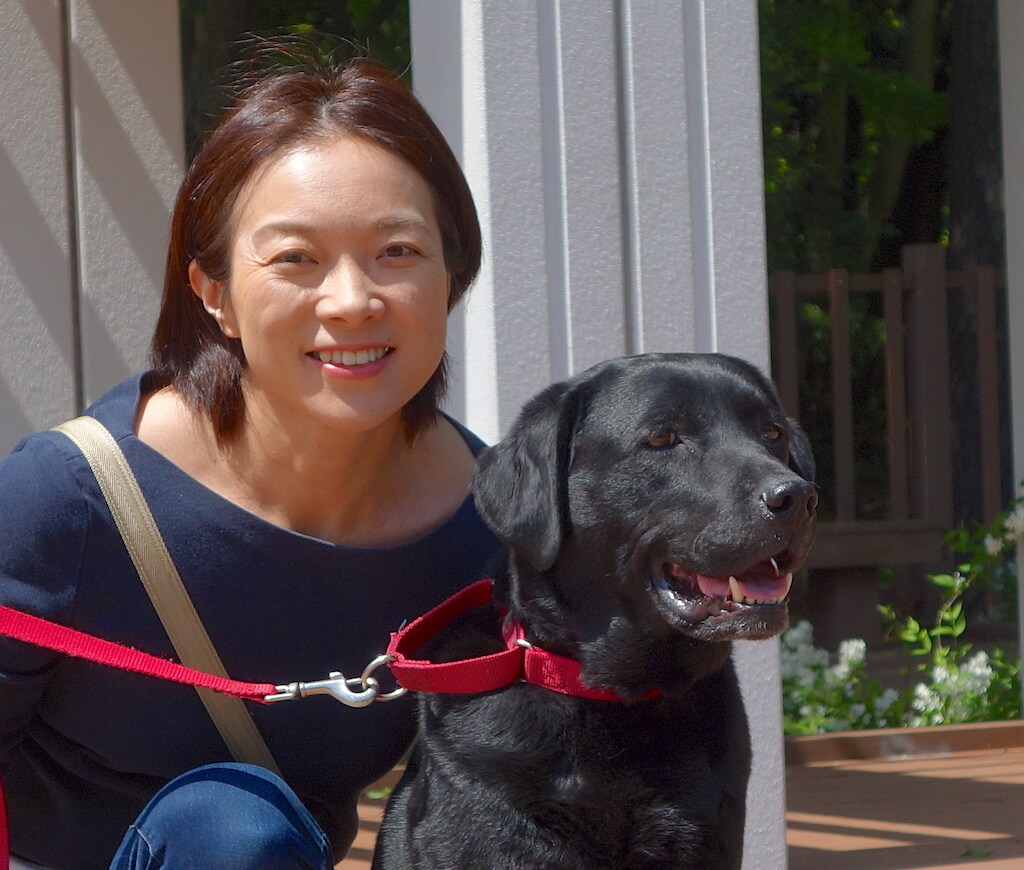 黒ラブと家族。